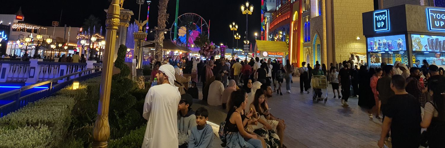 apmanesh's profile banner image