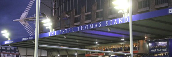 vivj33 Profile Banner