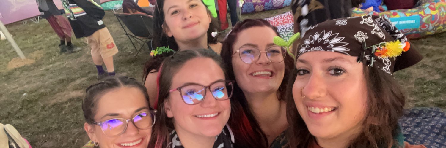 m_jewls's profile banner image