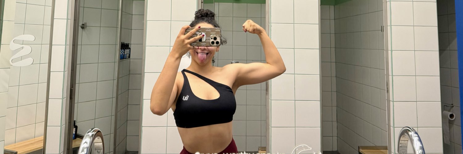 iValeryLopez's profile banner image