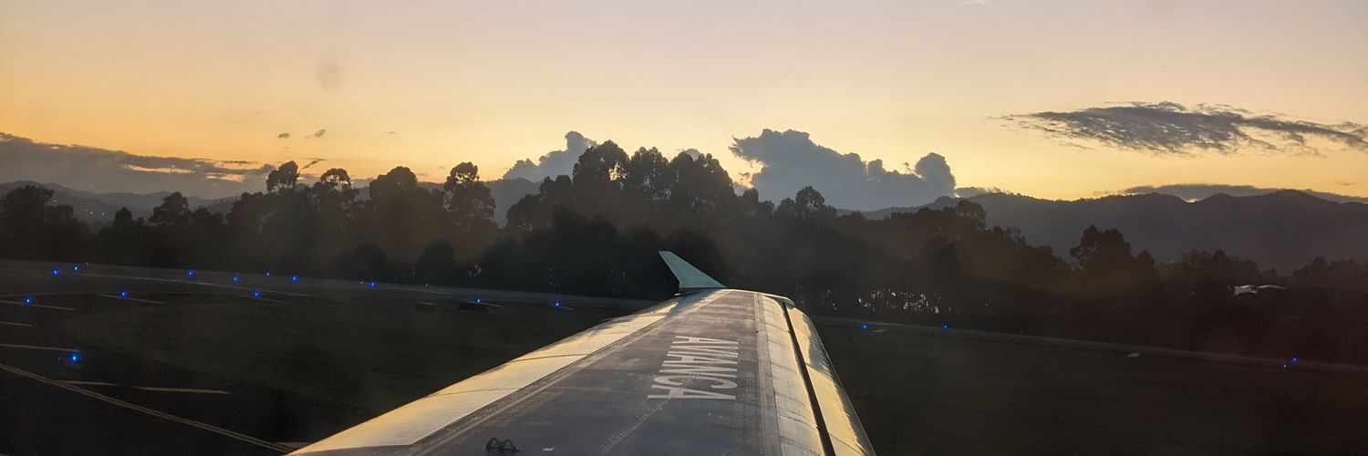 CateCreativa's profile banner image