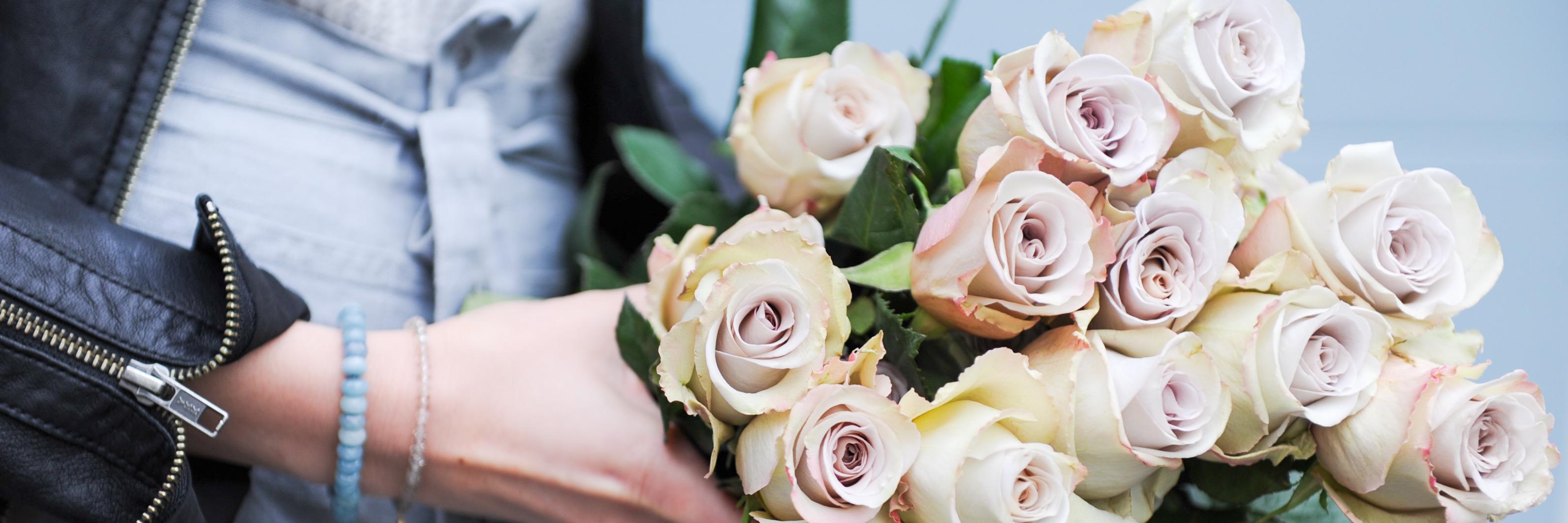 Tracey Ayton Photo banner