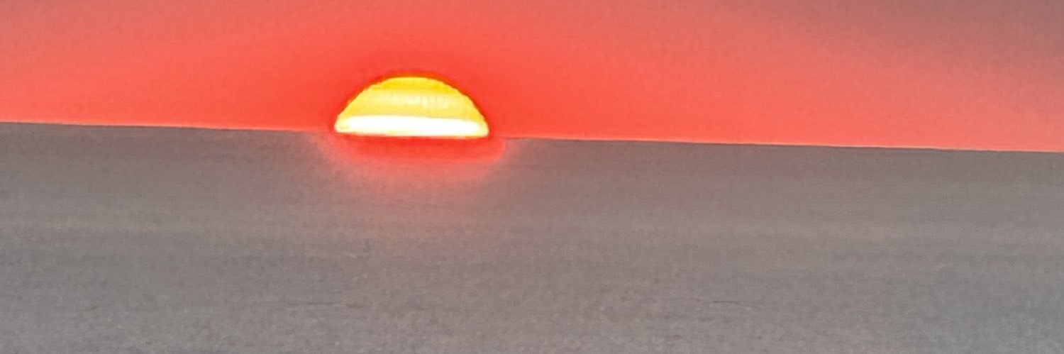 quillermem's profile banner image
