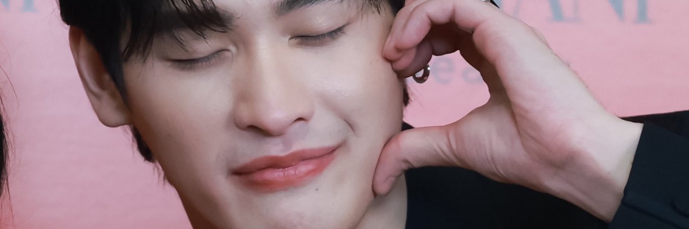 LovelessNekoo's profile banner image