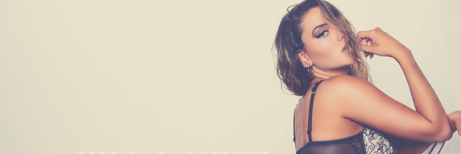 Rachellawrencee's profile banner image