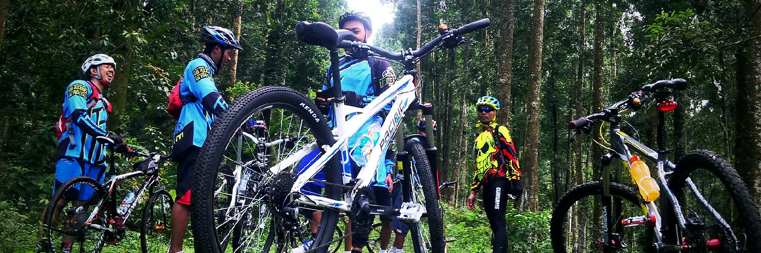 fajar_dwiko's profile banner image