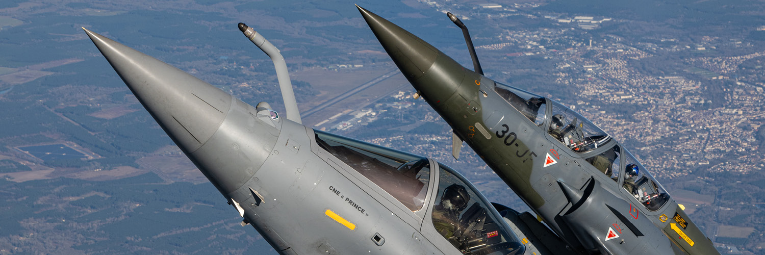 Armée de l'Air et de l'Espace's banner