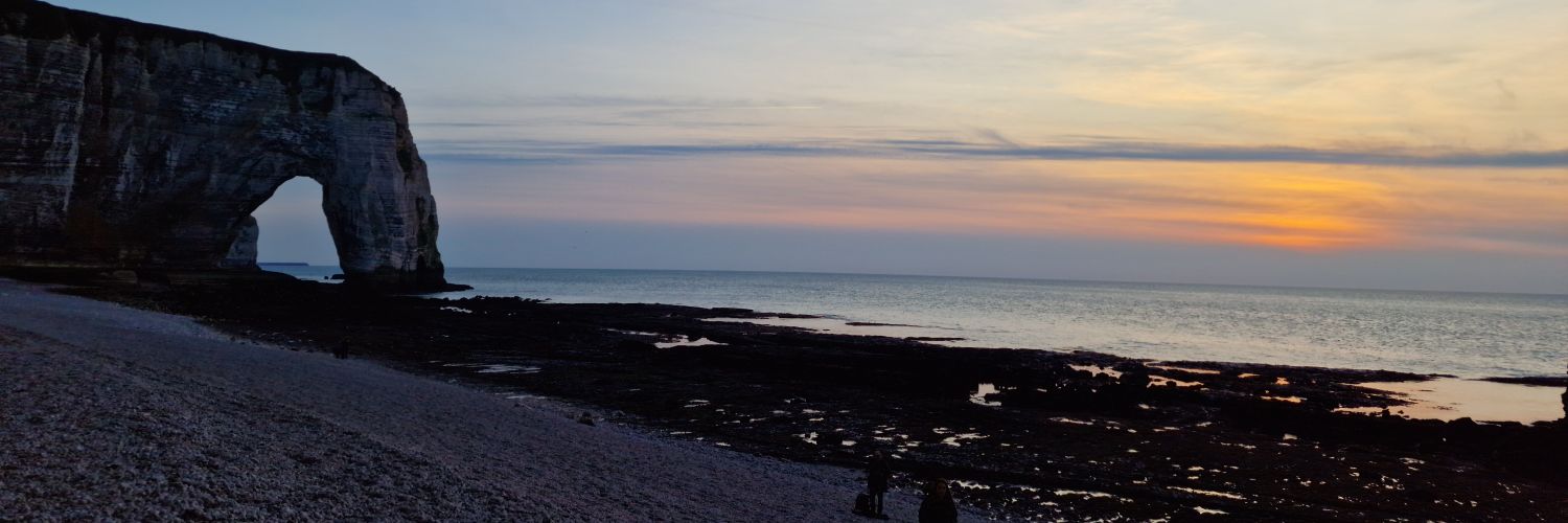 lolo12002's profile banner image