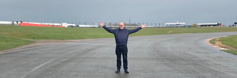 giles2604's profile banner image
