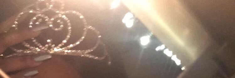 _RoyalTiara's profile banner image