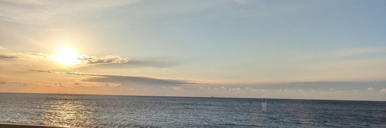 exeknkn's profile banner image