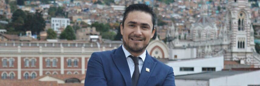 Ciro Fernández banner