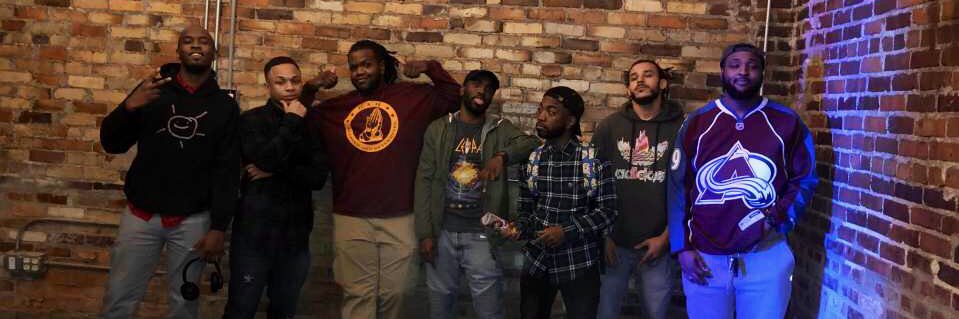 Tyinthemiddle_'s profile banner image