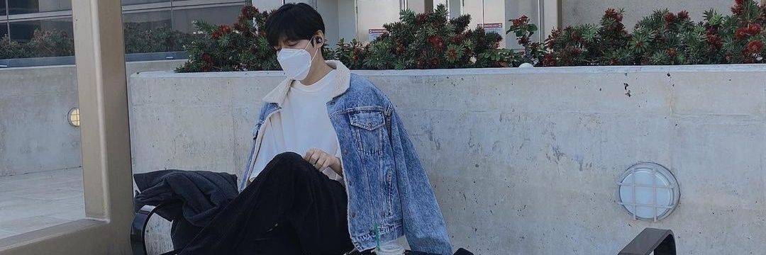 luvlyrora's profile banner image