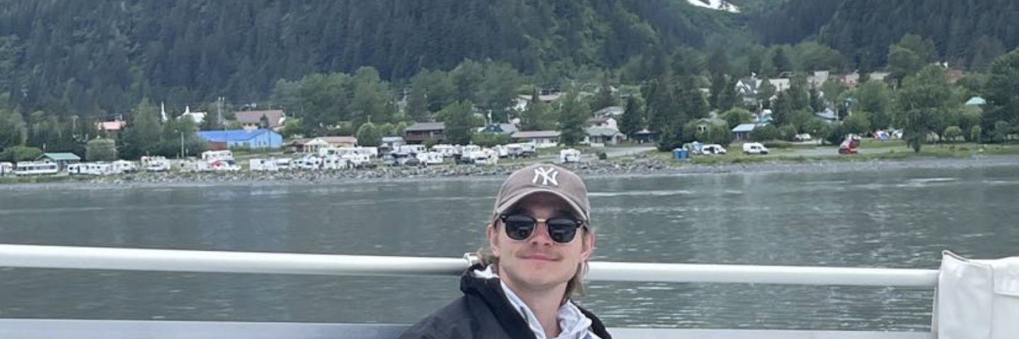 Colecolas8's profile banner image