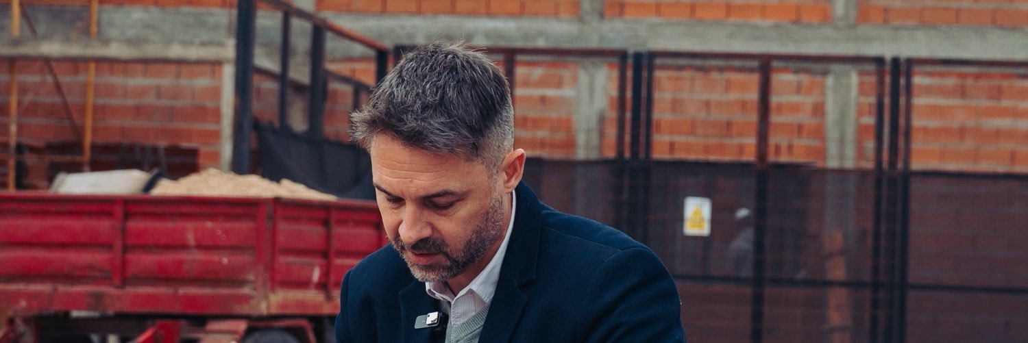 leandroclapier's profile banner image