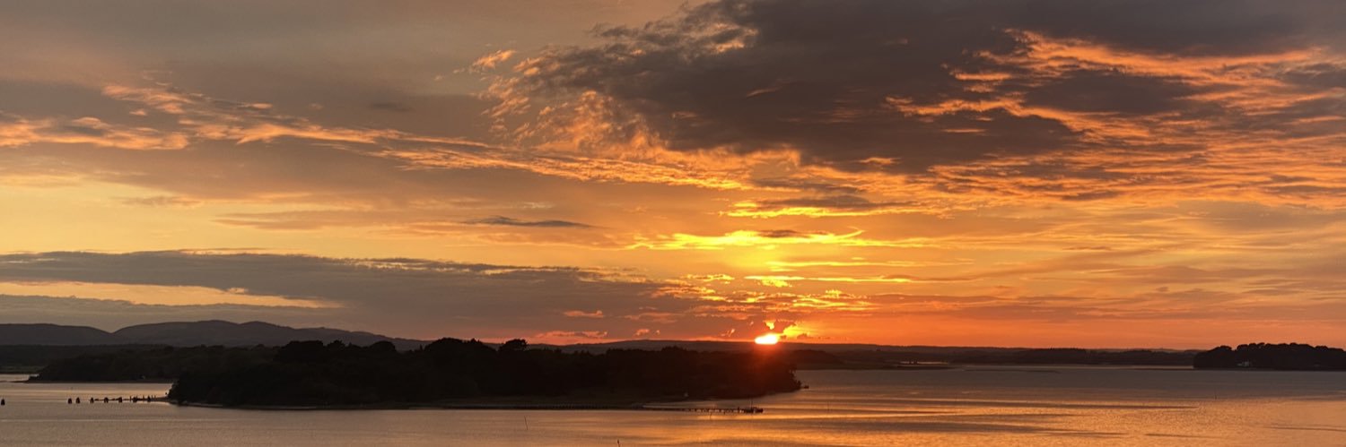 JuliaHamilton12's profile banner image
