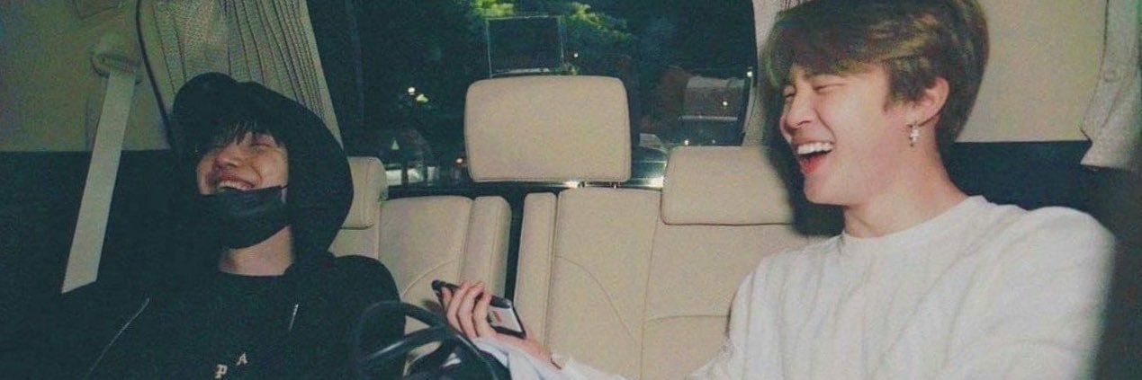 Ariadna🪸 banner