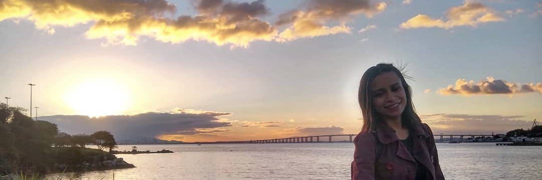 raquelvicon's profile banner image