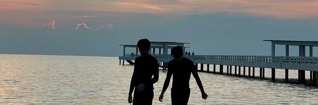 serawylim's profile banner image