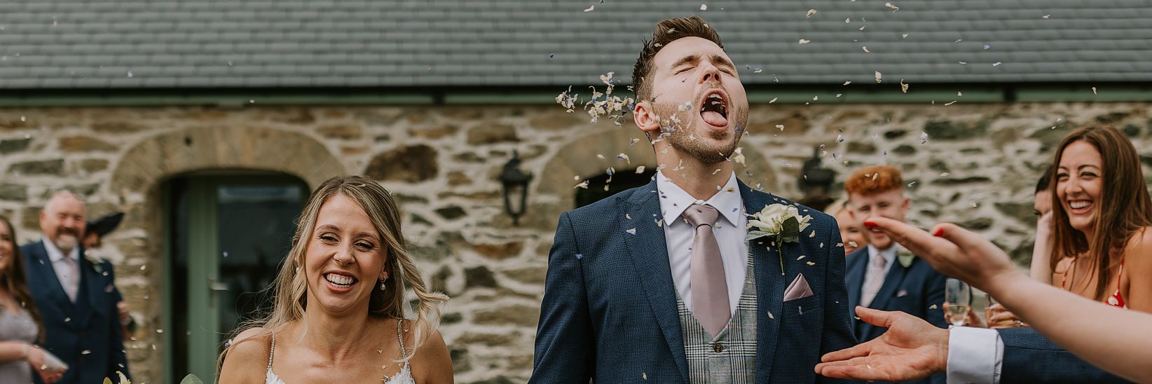 dewifonevans's profile banner image