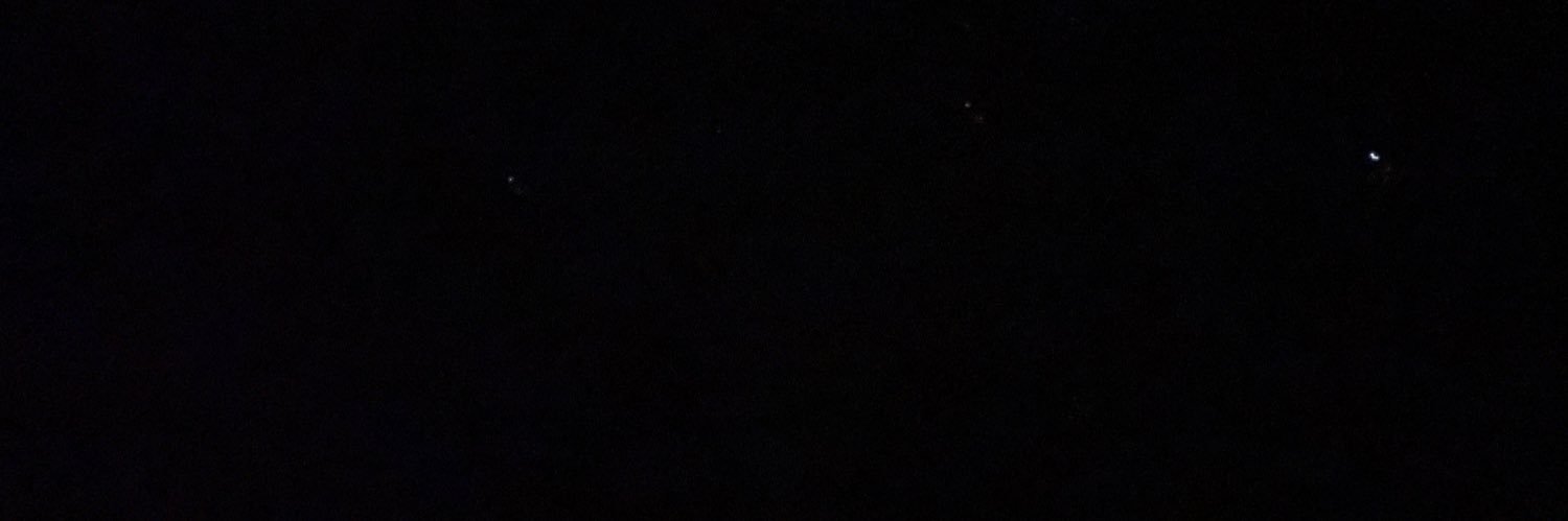 leonki's profile banner image