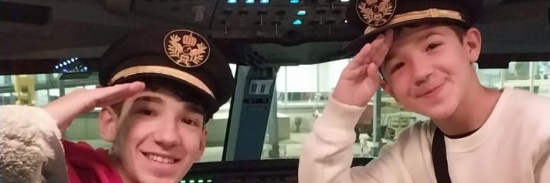 Lady Dayana 🇺🇾🇪🇸 banner