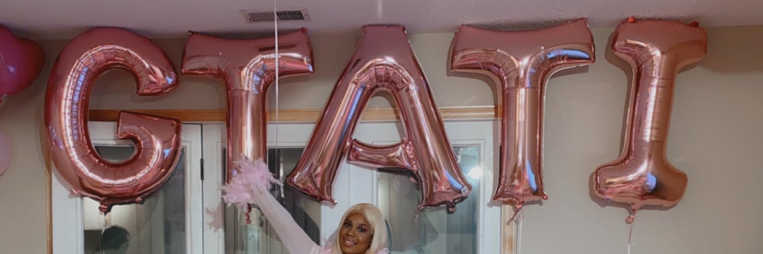 TatiLaLicious's profile banner image