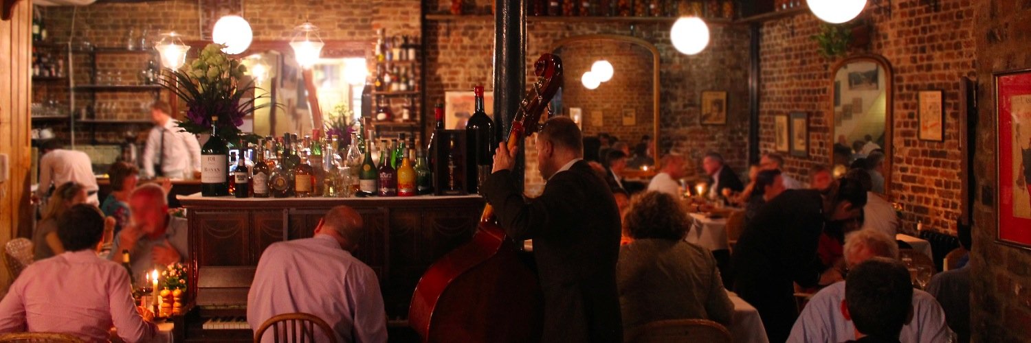 Le Café Du Marché banner