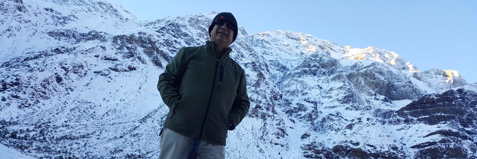drcamilonavarro's profile banner image