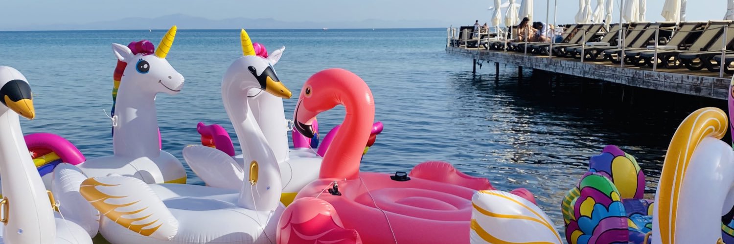 ezgice_e's profile banner image