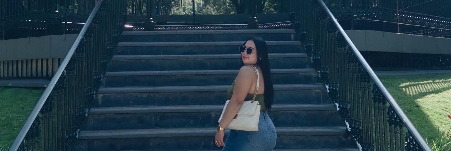 RuizMonserrat22's profile banner image
