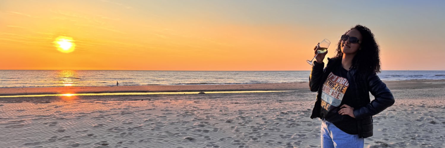 httpsfeer's profile banner image