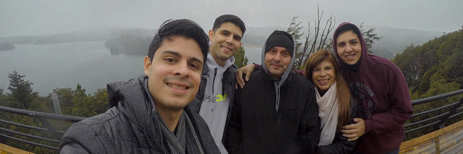 Nikini_C's profile banner image