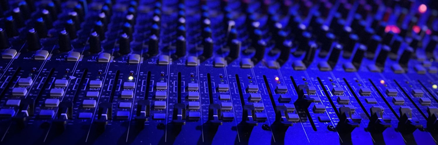 Lemon Pepper Steppers banner