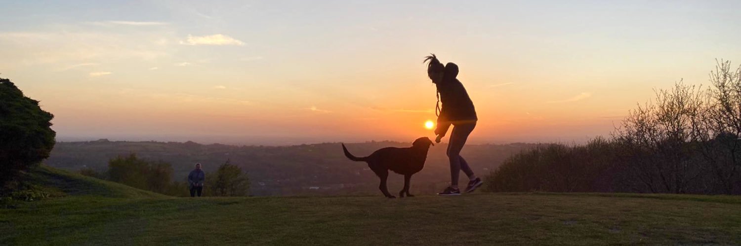 em_bro0ks's profile banner image