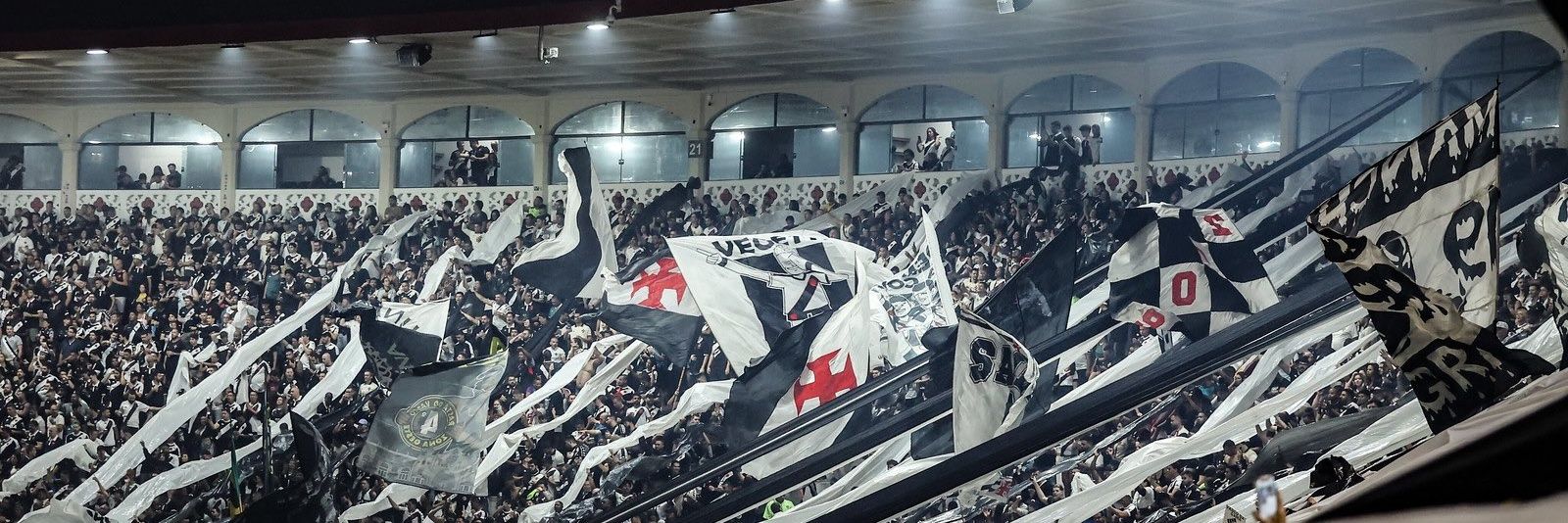 Mauricio Lopes banner