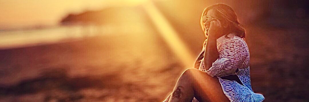 monikflowers10's profile banner image