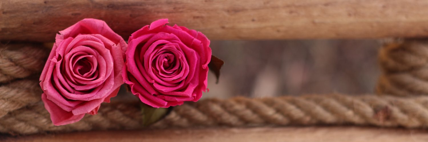naajood's profile banner image