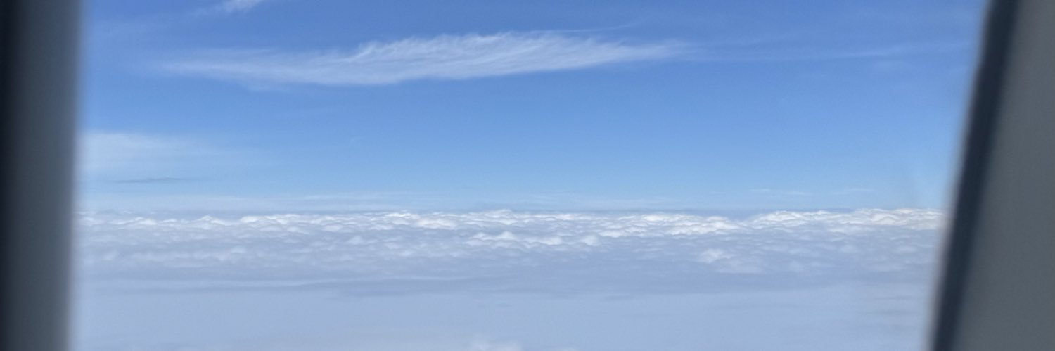 khavvla's profile banner image