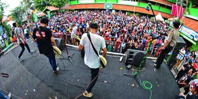 Moving Brain✌️ banner