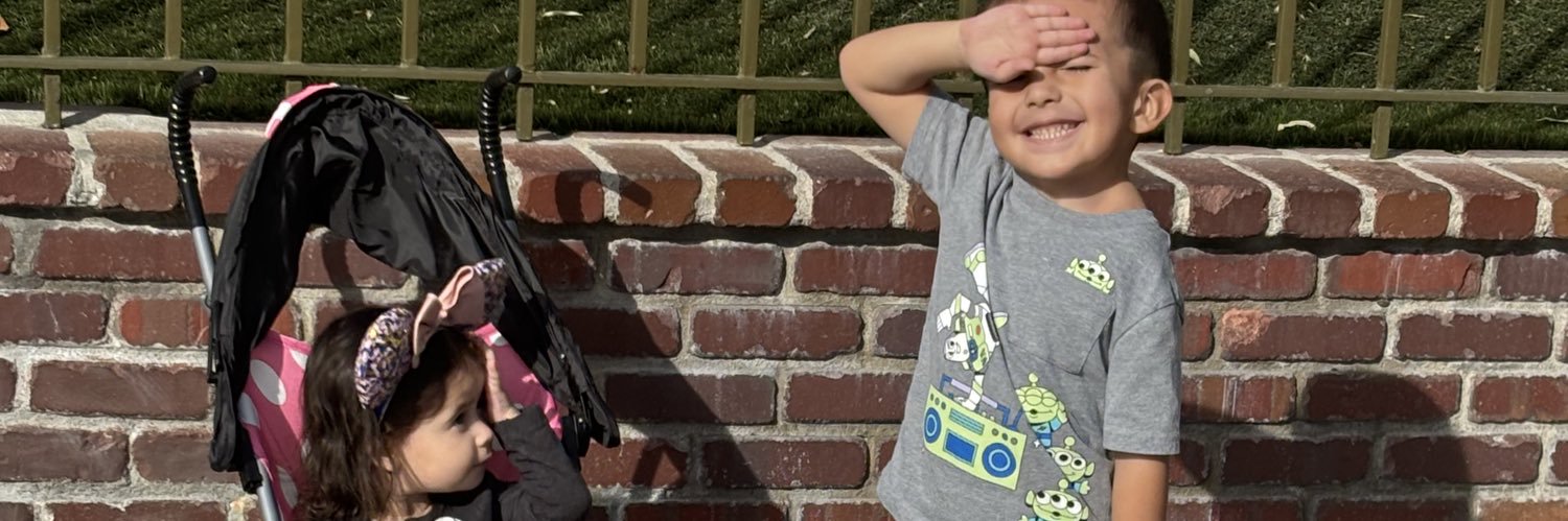 averymariecx's profile banner image