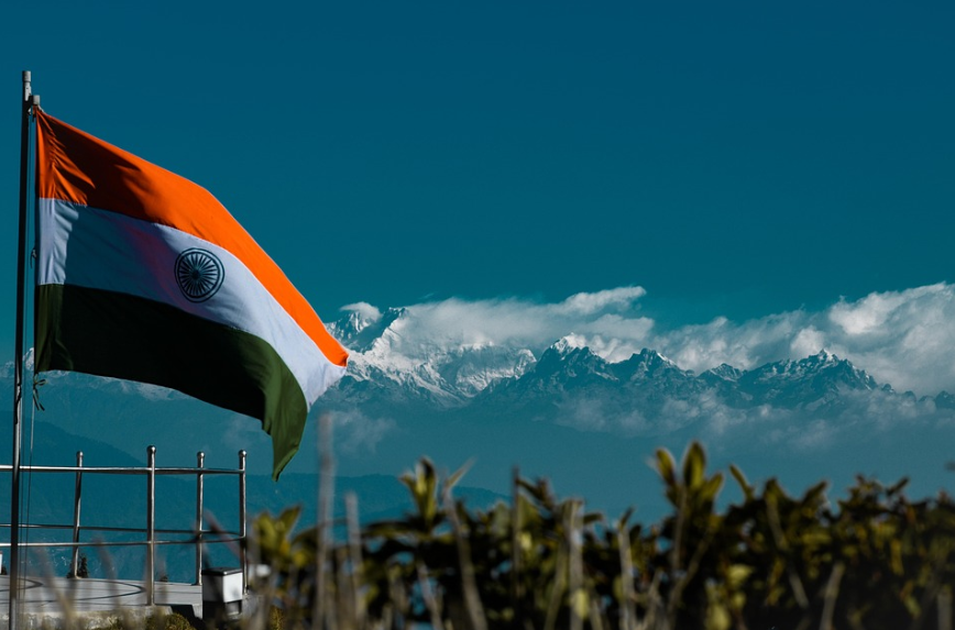 Phoenix🇮🇳's banner
