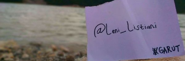 Leni_Listiani Profile Banner