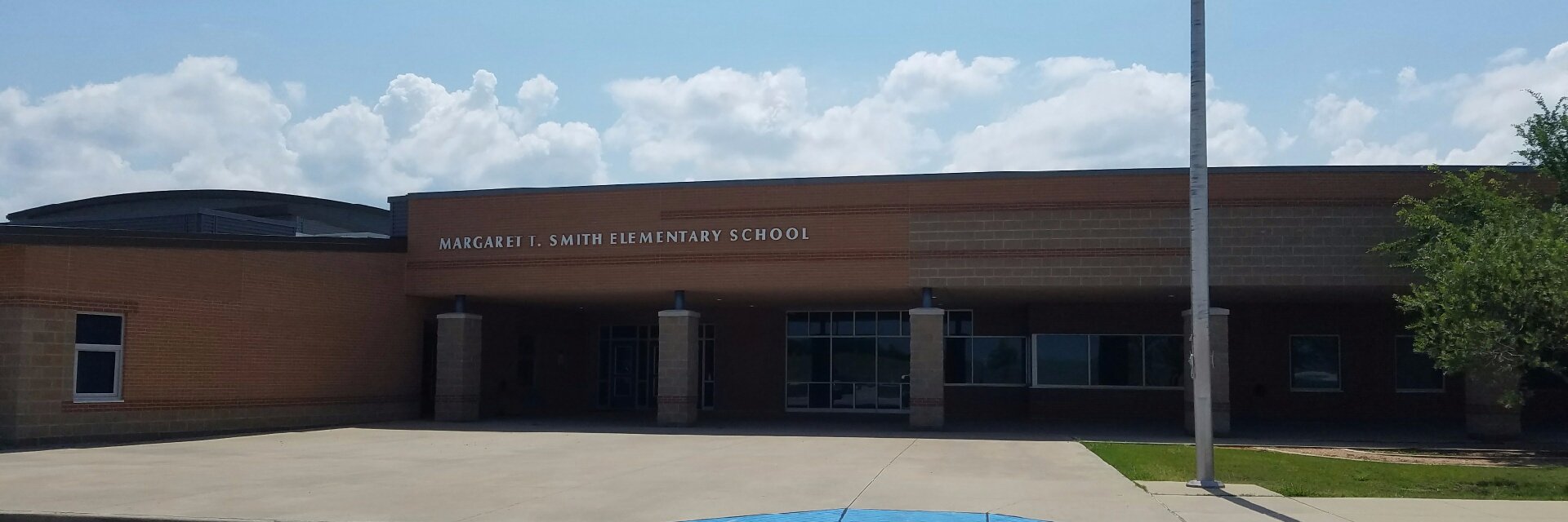 Smith Intermediate School banner