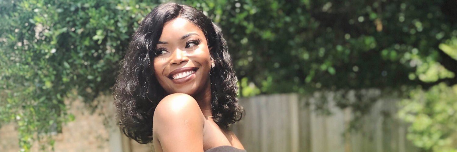 so_devinee's profile banner image