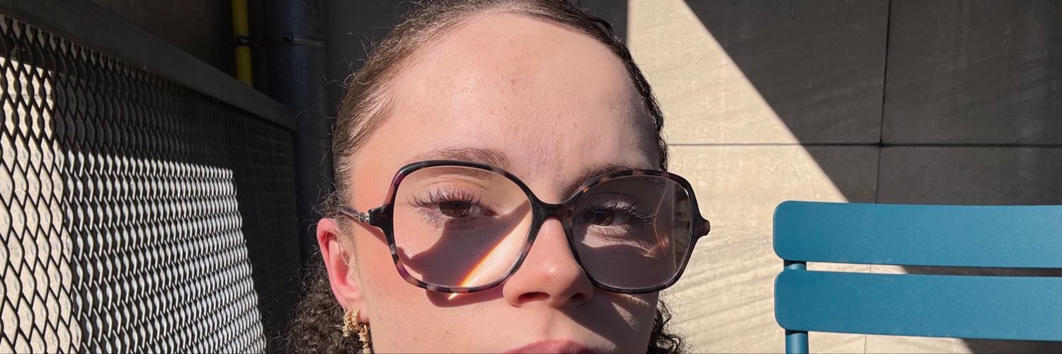 JulietteE108's profile banner image