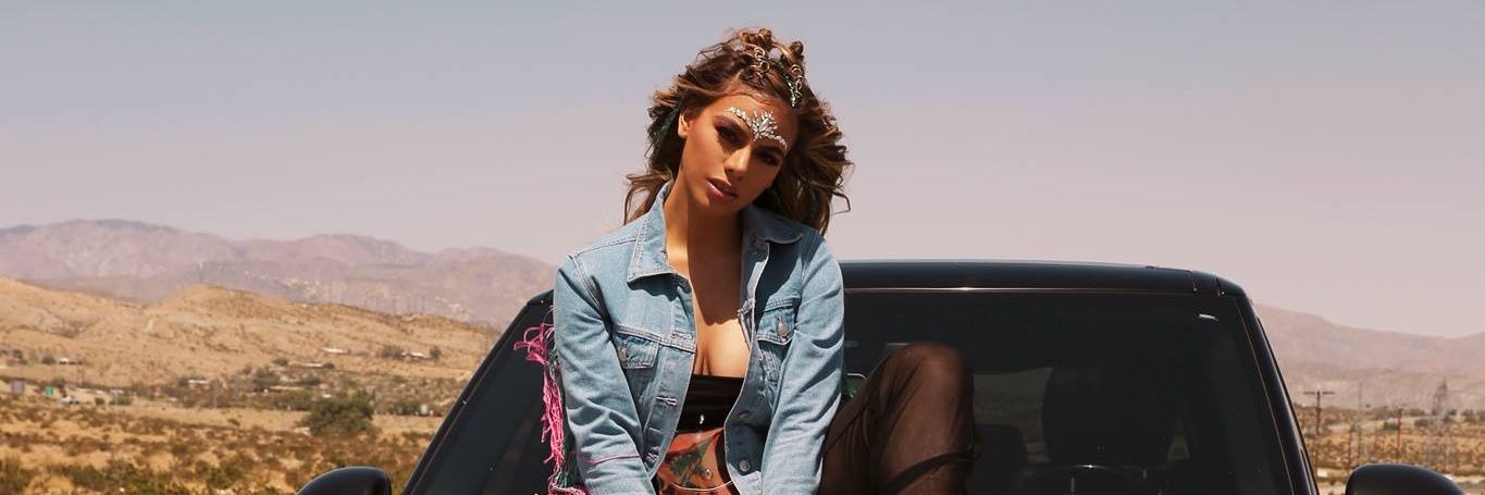 fakesmiIa's profile banner image