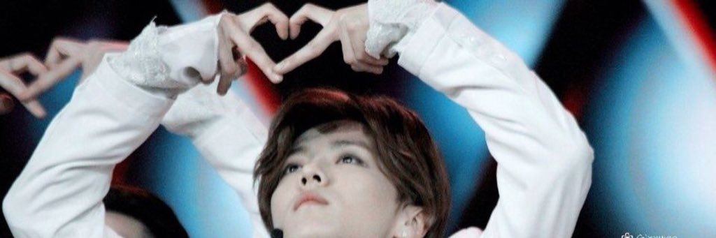 __LUHANxo90b__'s profile banner image