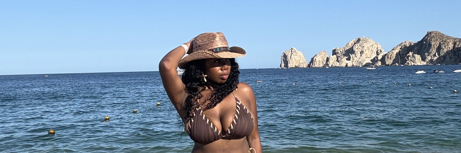 shonaa_a's profile banner image
